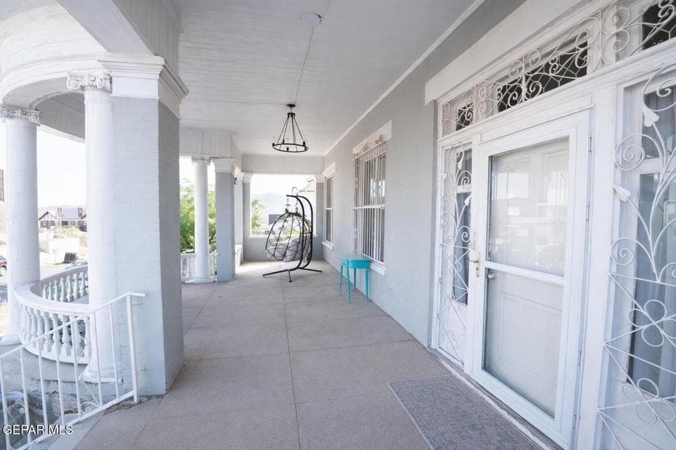 76E45091-2819-4D3F-9AC9-77DB18F6E7D7