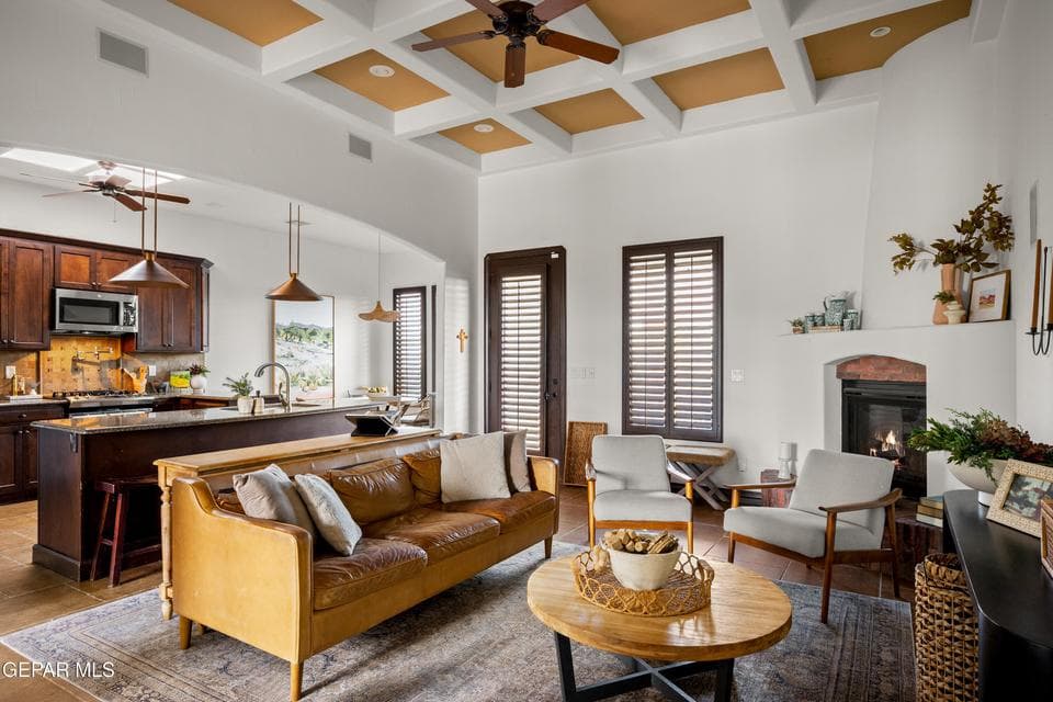 6252 -Franklin-Ridge-MLS-Camera-Guy-11