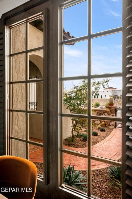 6252 -Franklin-Ridge-MLS-Camera-Guy-23