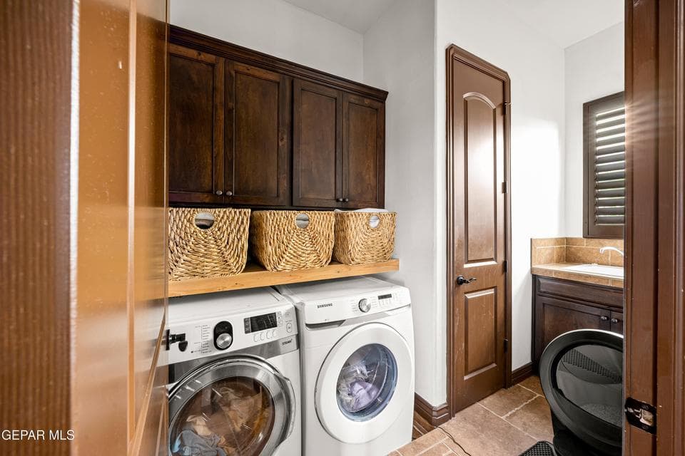 6252 -Franklin-Ridge-MLS-Camera-Guy-24