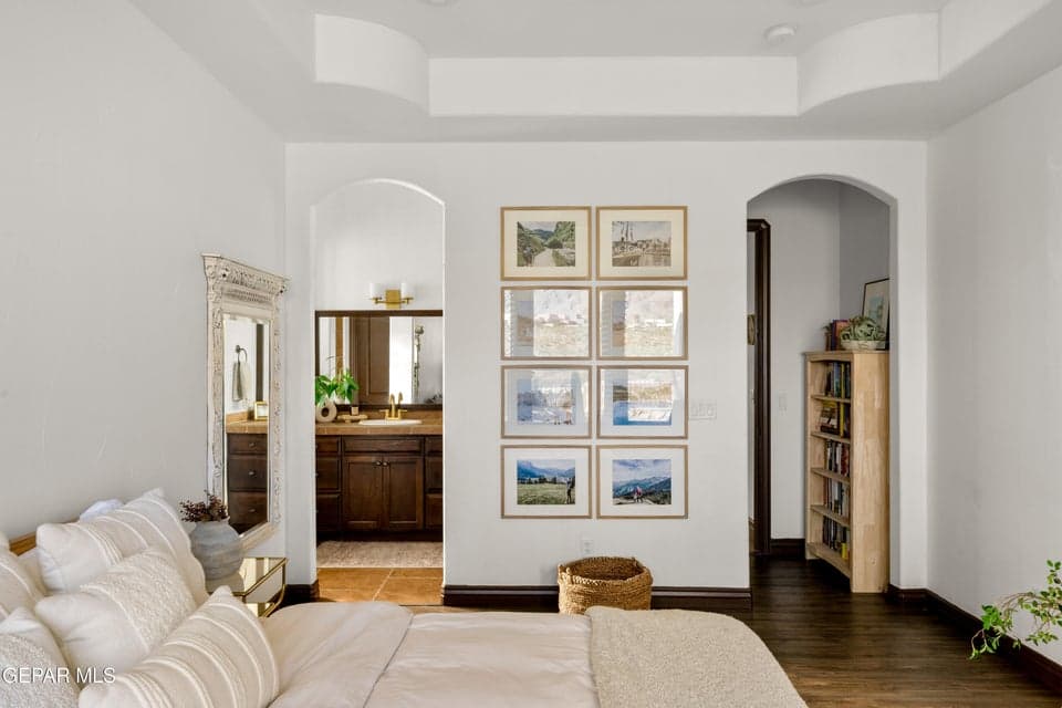 6252 -Franklin-Ridge-MLS-Camera-Guy-33