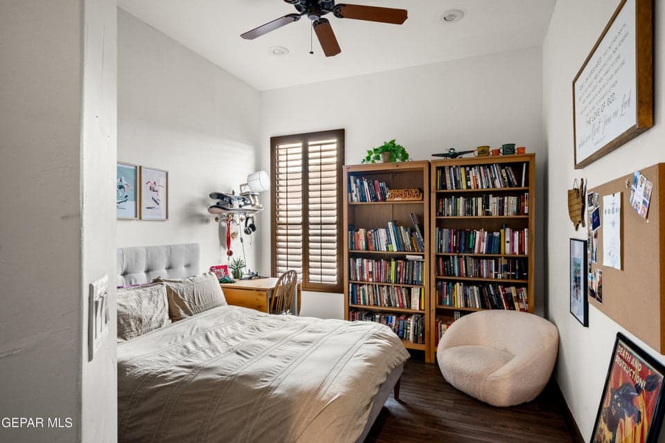 6252 -Franklin-Ridge-MLS-Camera-Guy-43