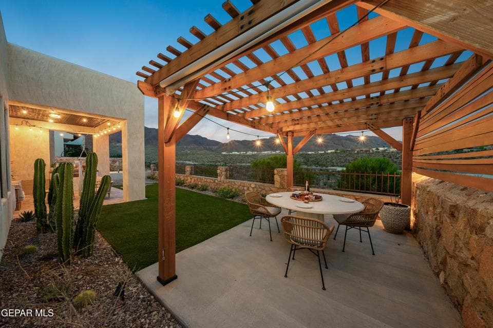 6252 -Franklin-Ridge-MLS-Camera-Guy-72