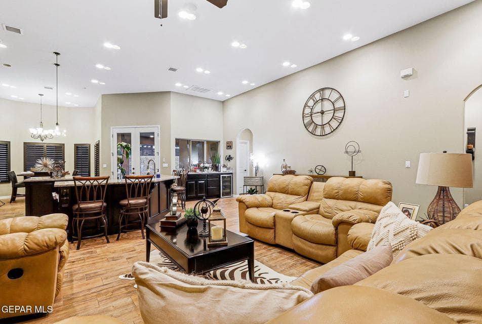 28-web-or-mls-29-print-IMG_5215