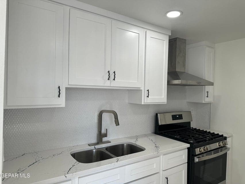 1019 Nevada 3unit B