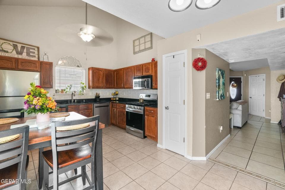 12361 Tierra Inca-10