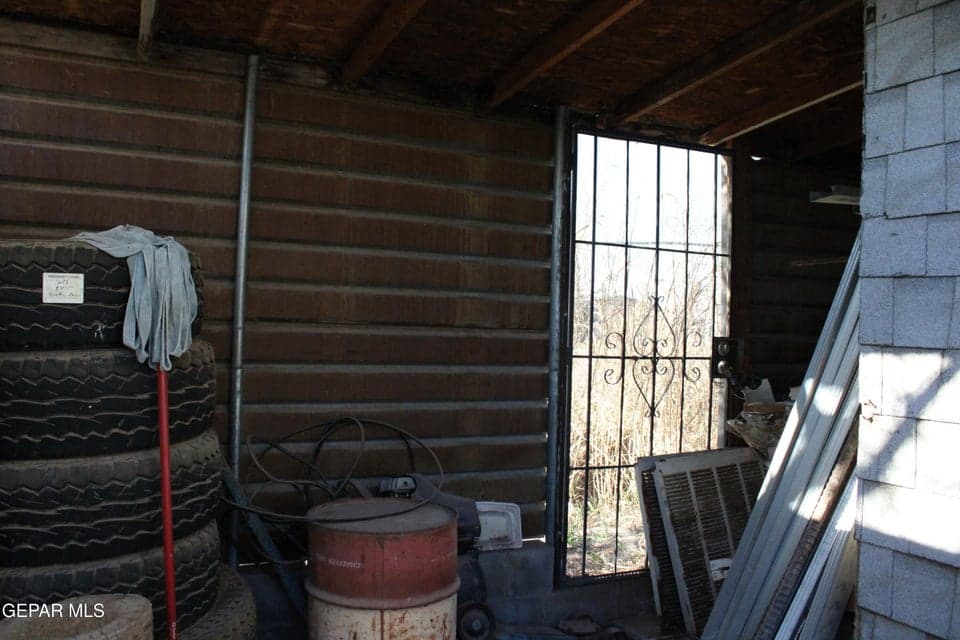 Commercial back door