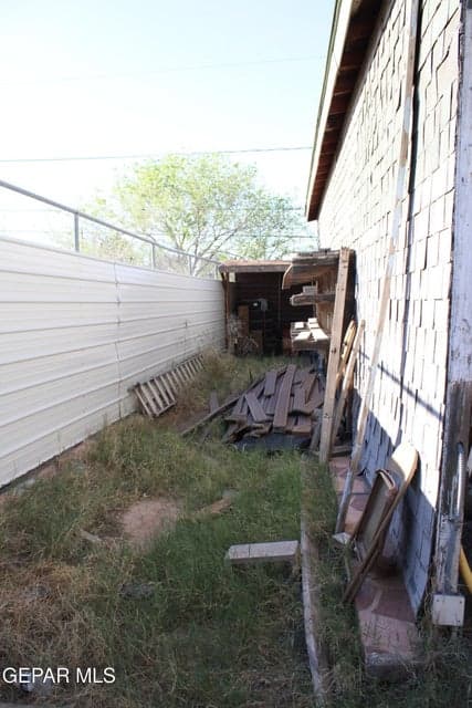 Commercial side view 3