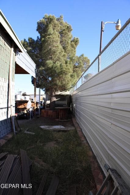 Commercial side view 5