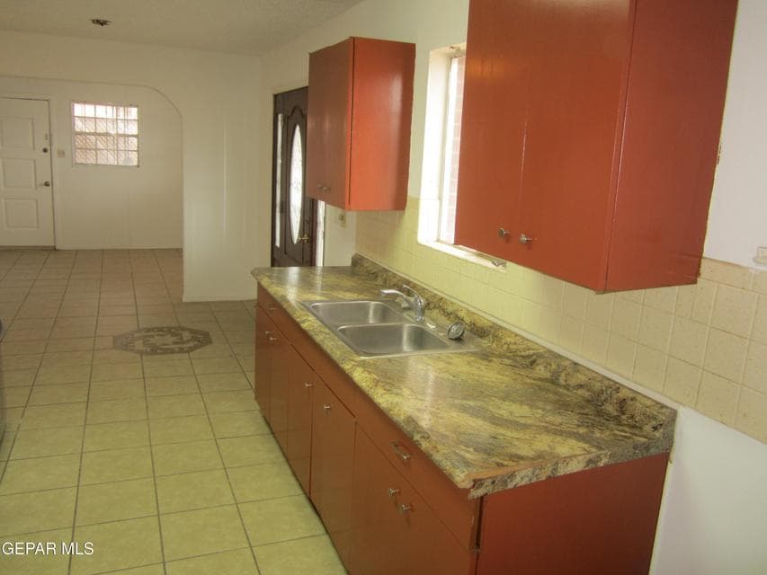 10309 Wilshire Pics 012