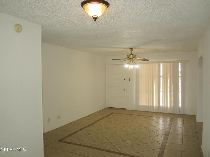 10309 Wilshire Pics 014