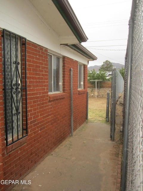 10309 Wilshire Pics 058