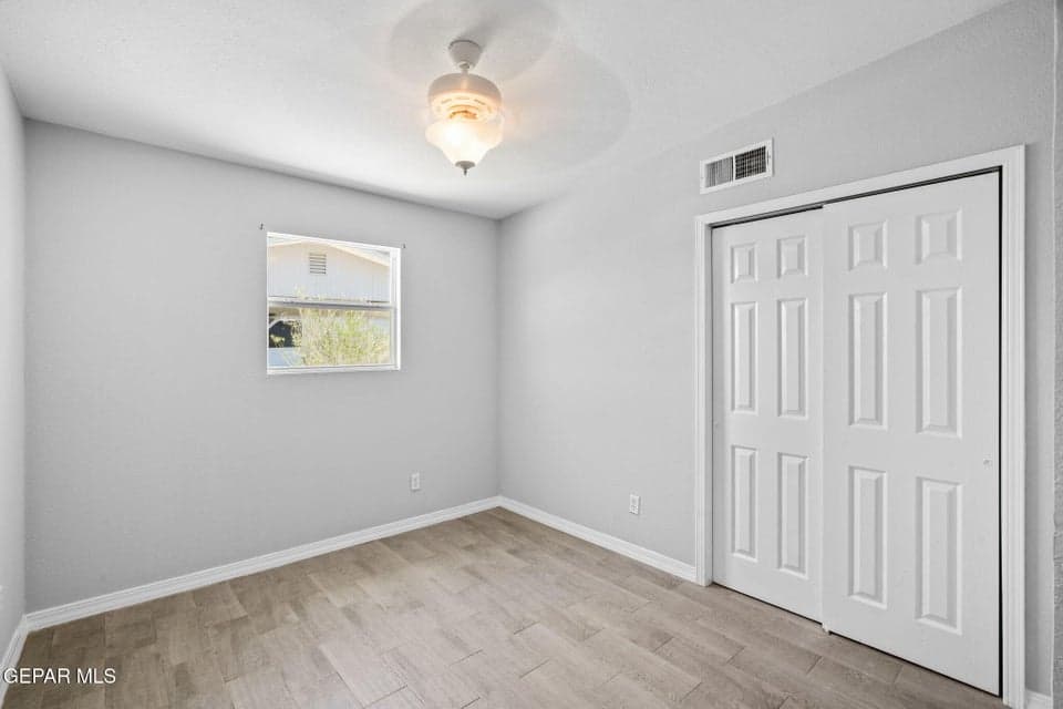 7591 Hacienda Ave-13