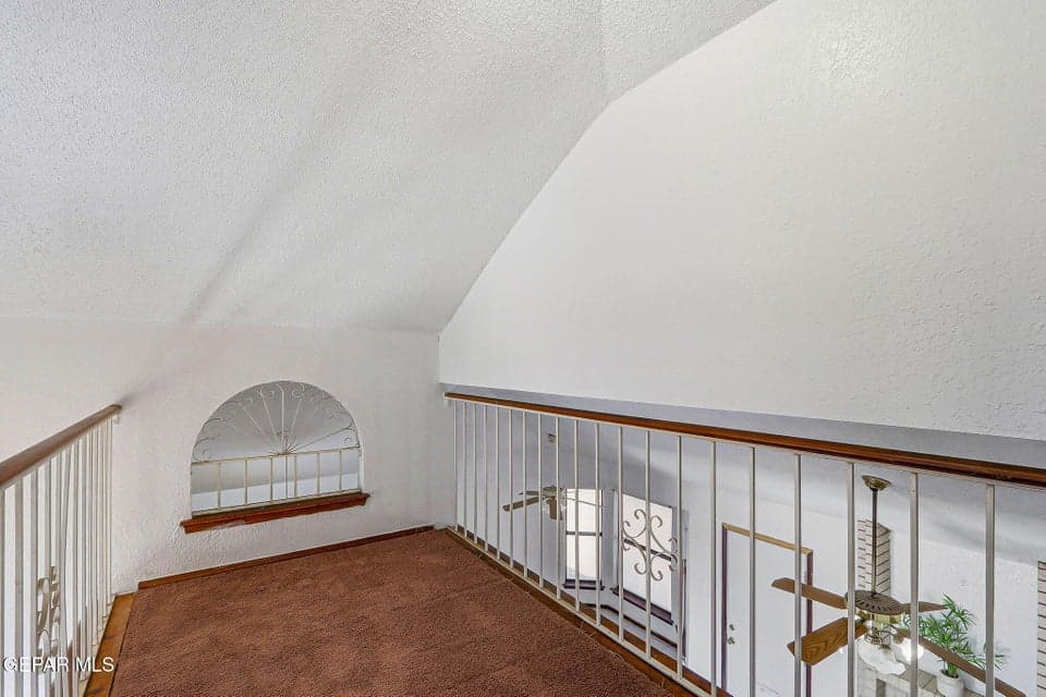 33 Loft