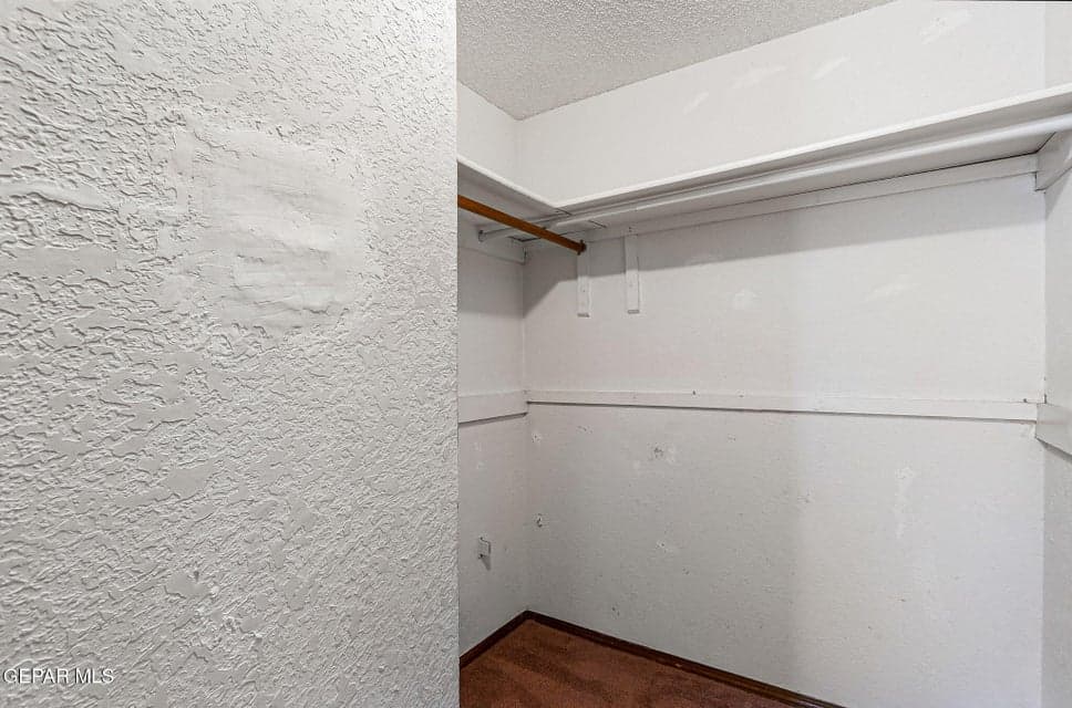 40 Level 2 Main Bedroom Closet