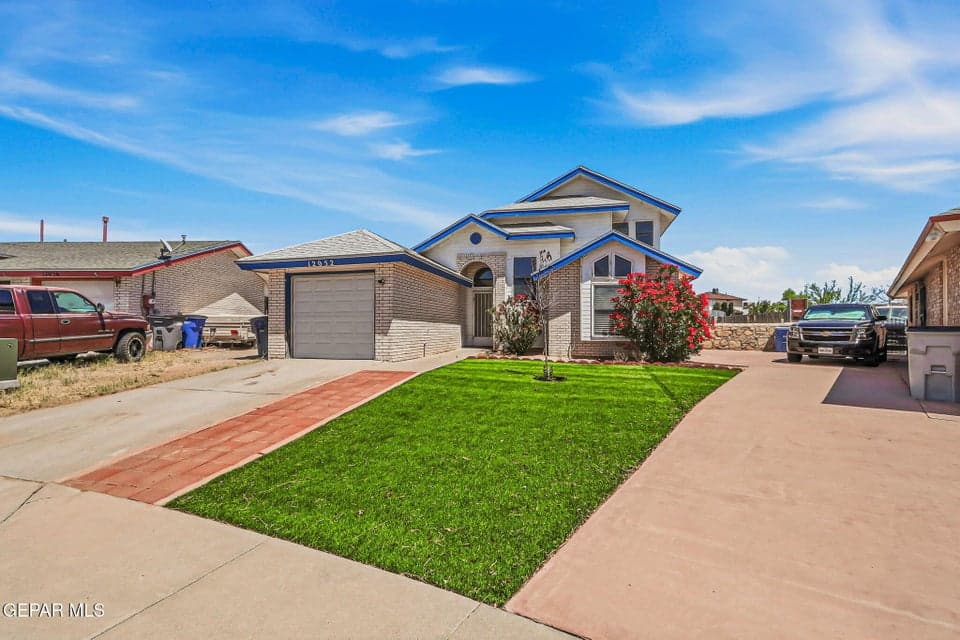 65 Frontyard