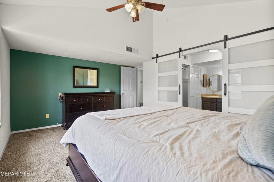 Natural light ambiance