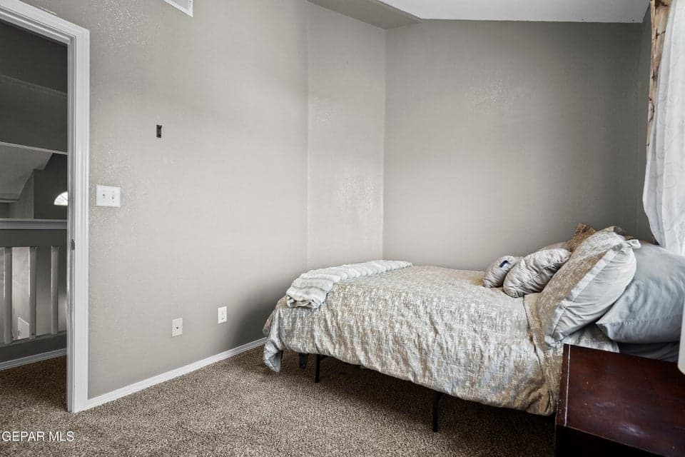 Quiet setting, natural light, practical room use