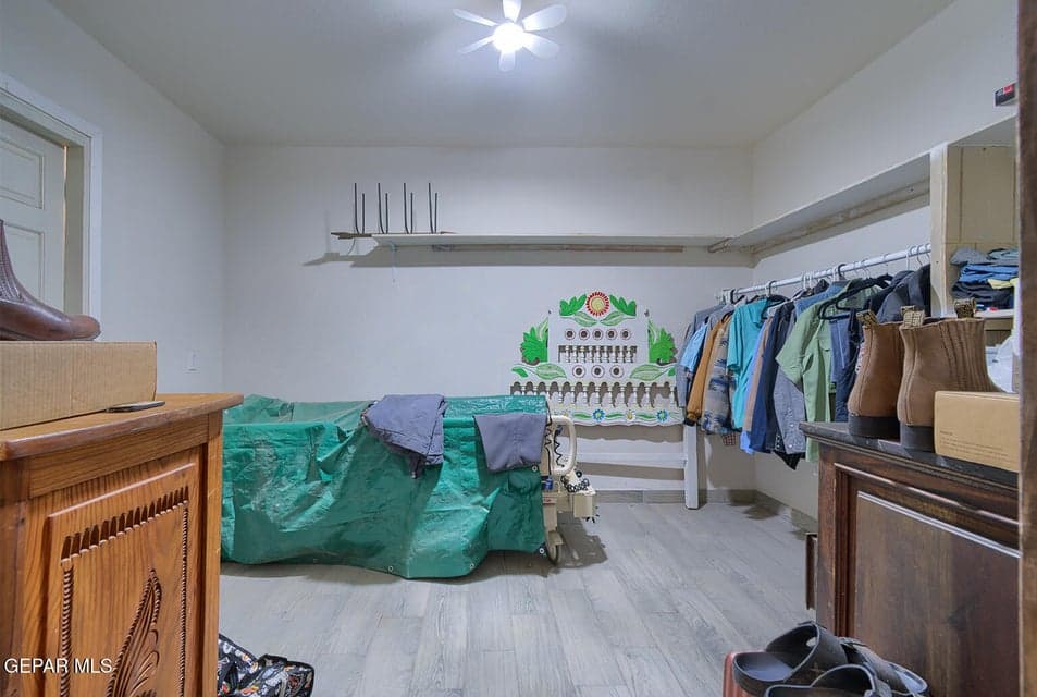 7233-Stiles-Bedroom-2 (1)