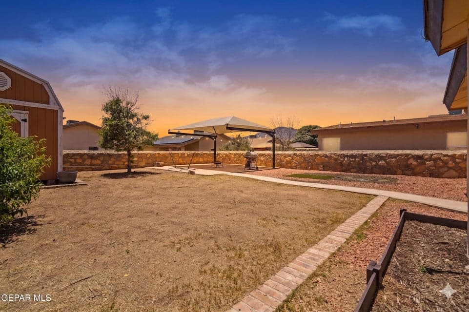 playground area