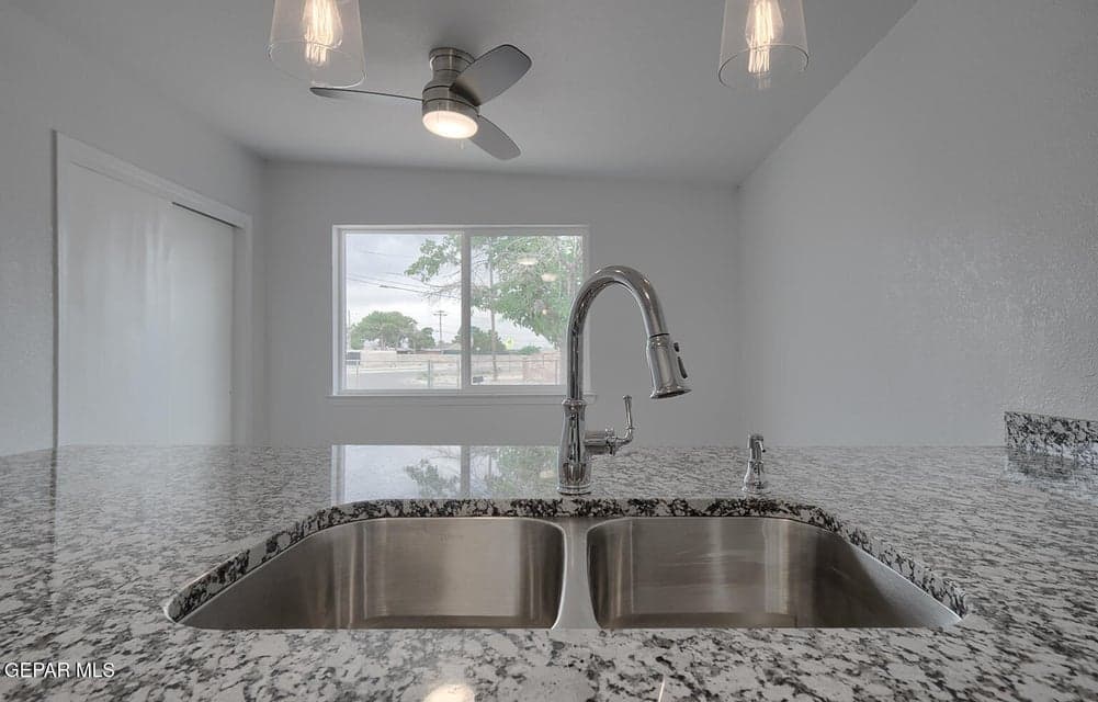 274-Liberty-Kitchen-5