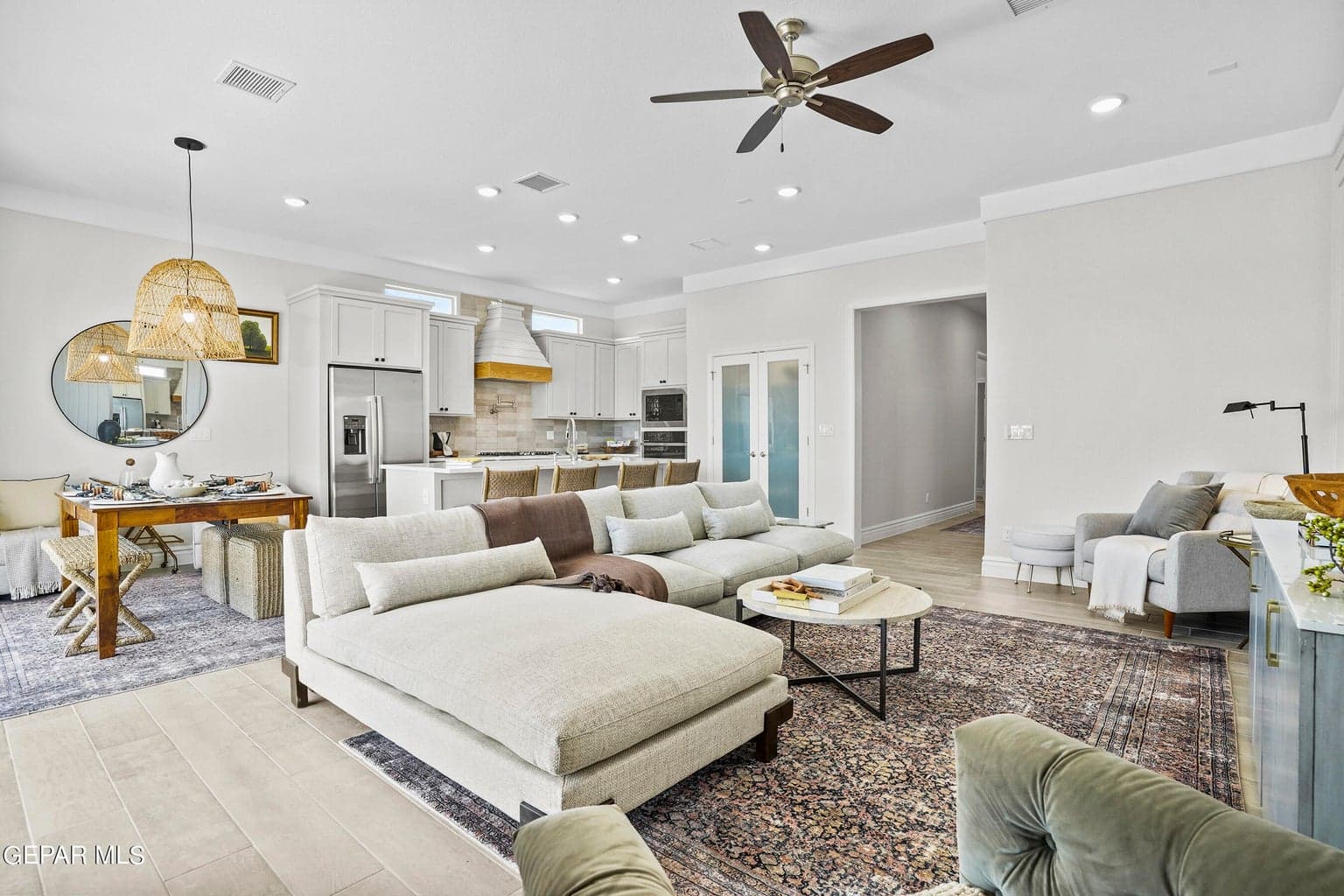 925 Pettus-15