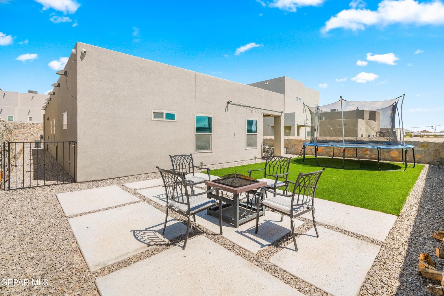 13844 Villa Vista Ave-36