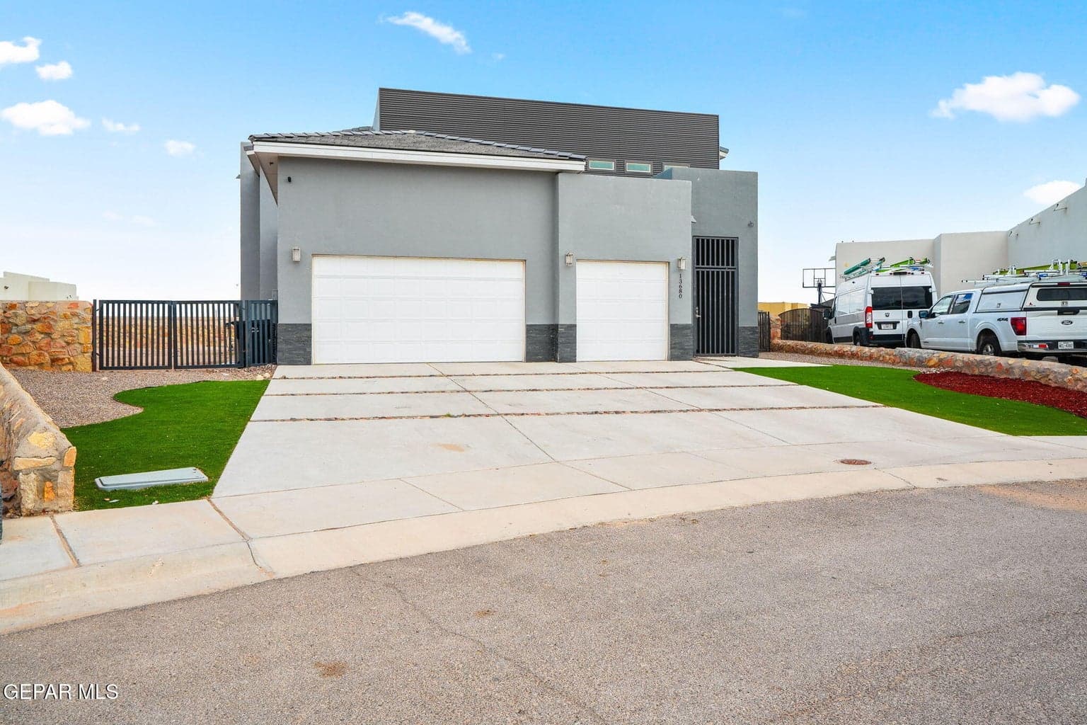 13680 Matfren Ave-2