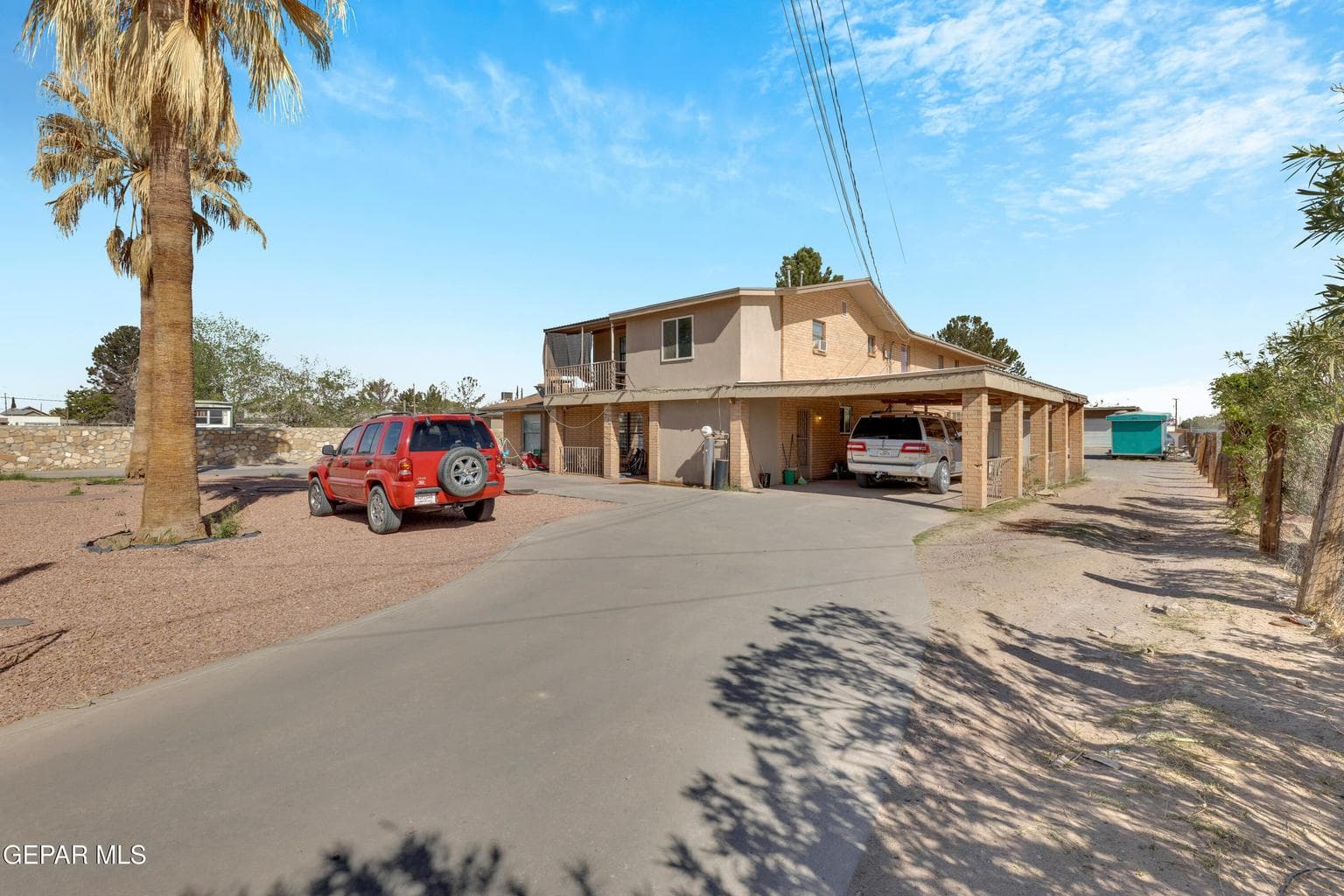 143 La Cienega Drive