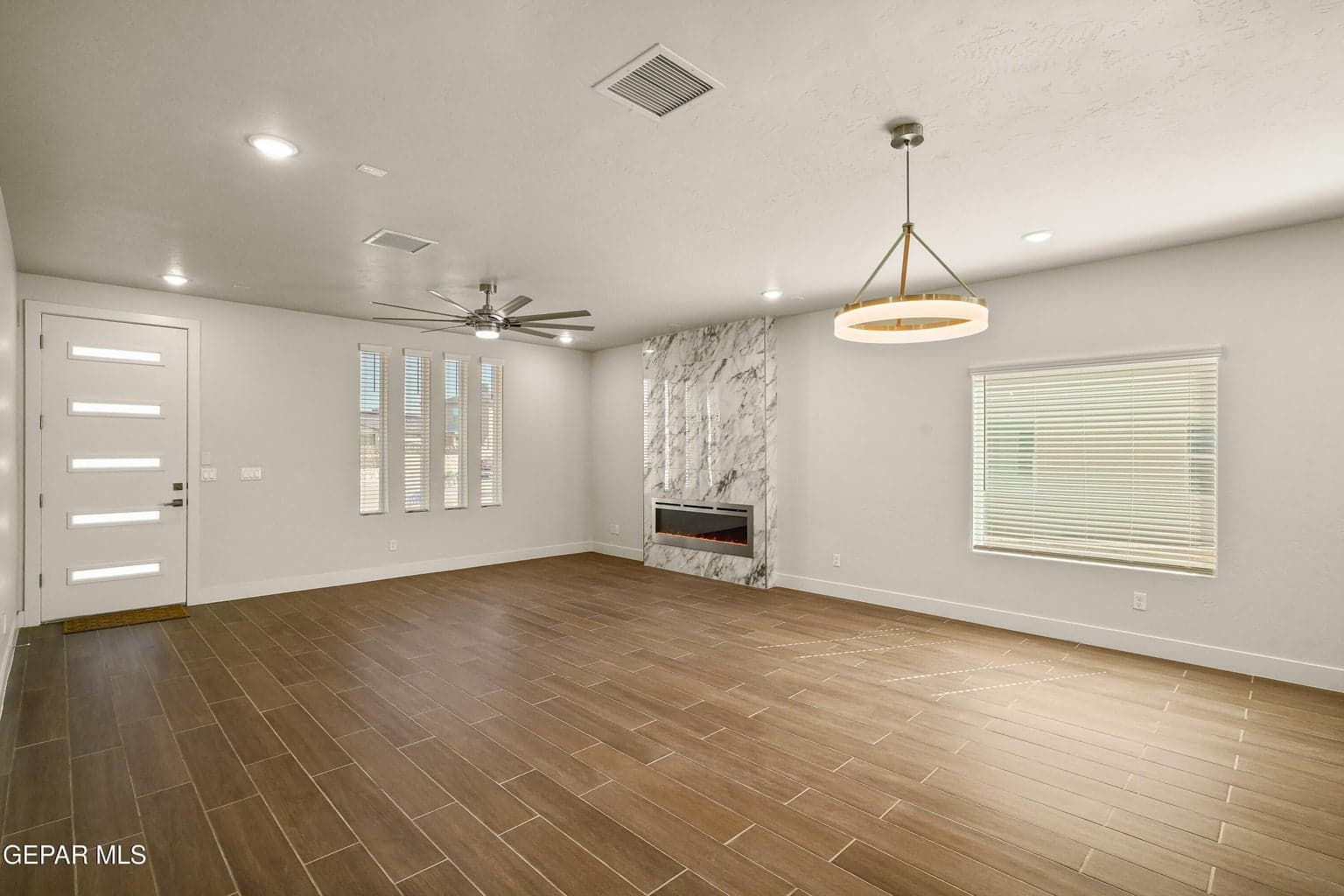 7409 Norte Mesa-09