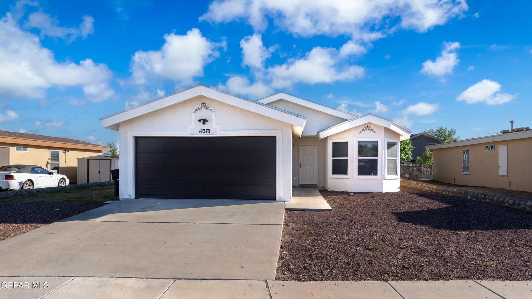 Photo of 14370 DESERT SAGE Drive