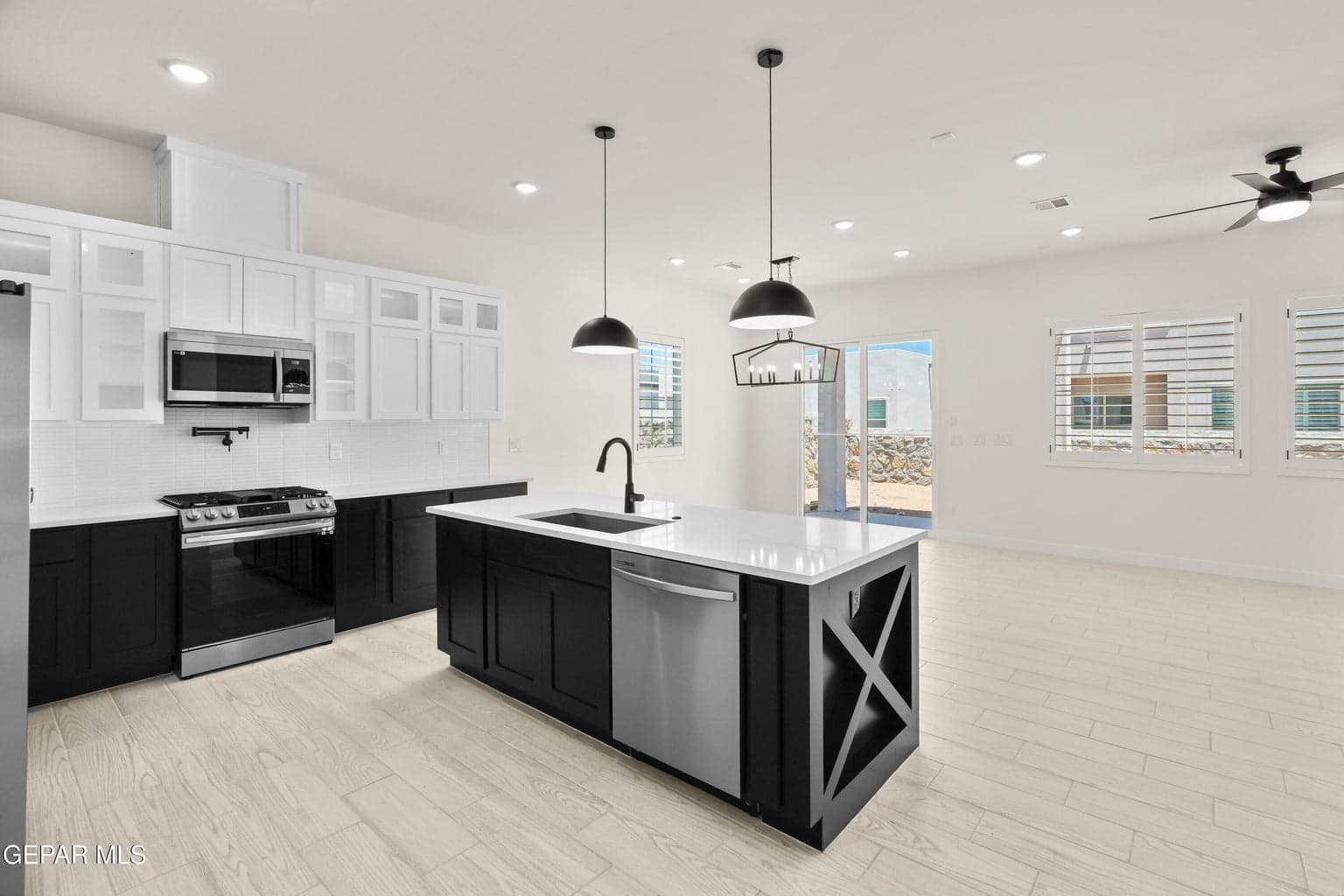 904 Larkhall-6