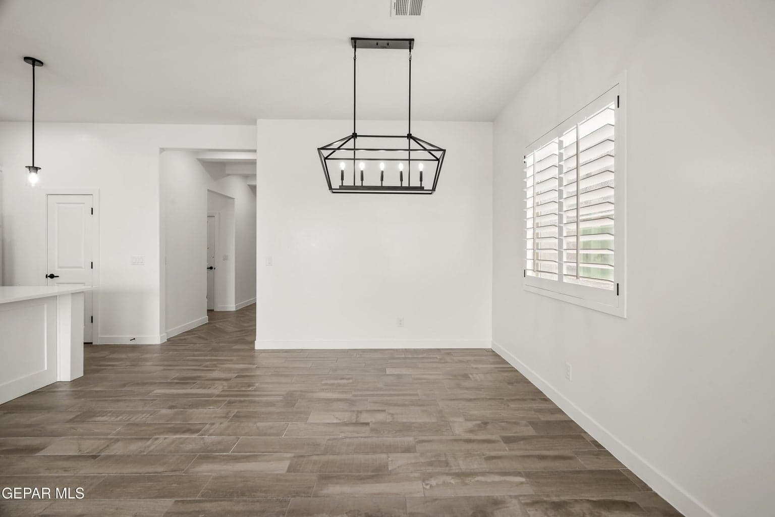 12744 Polo Norte-6