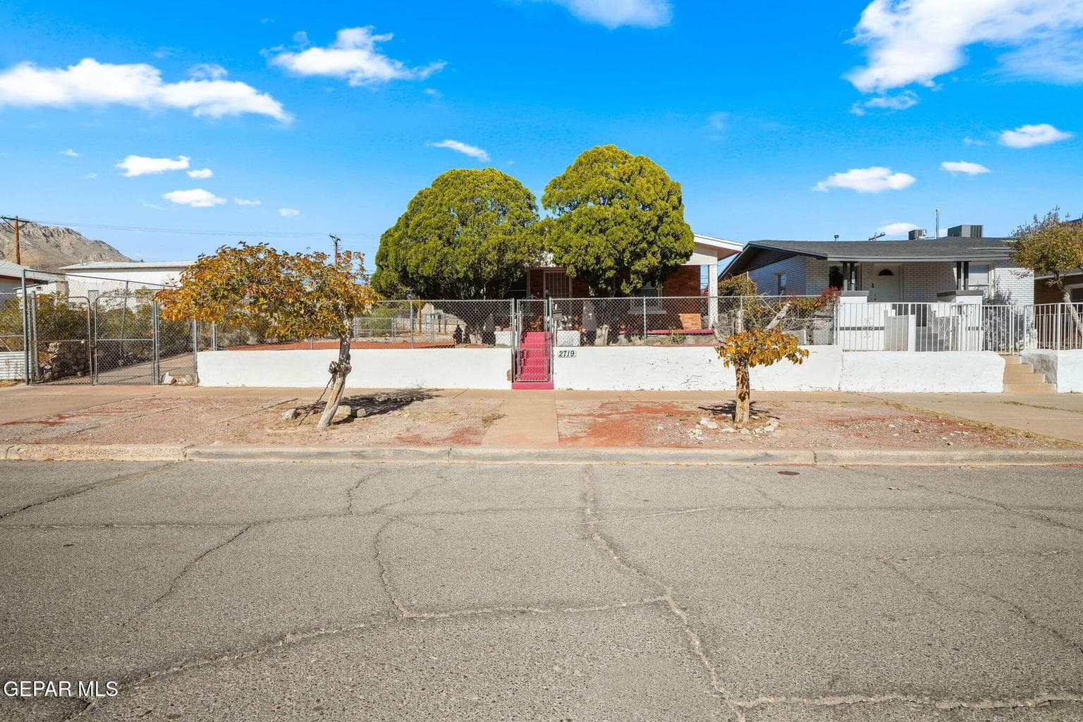 2719 Sacramento-1