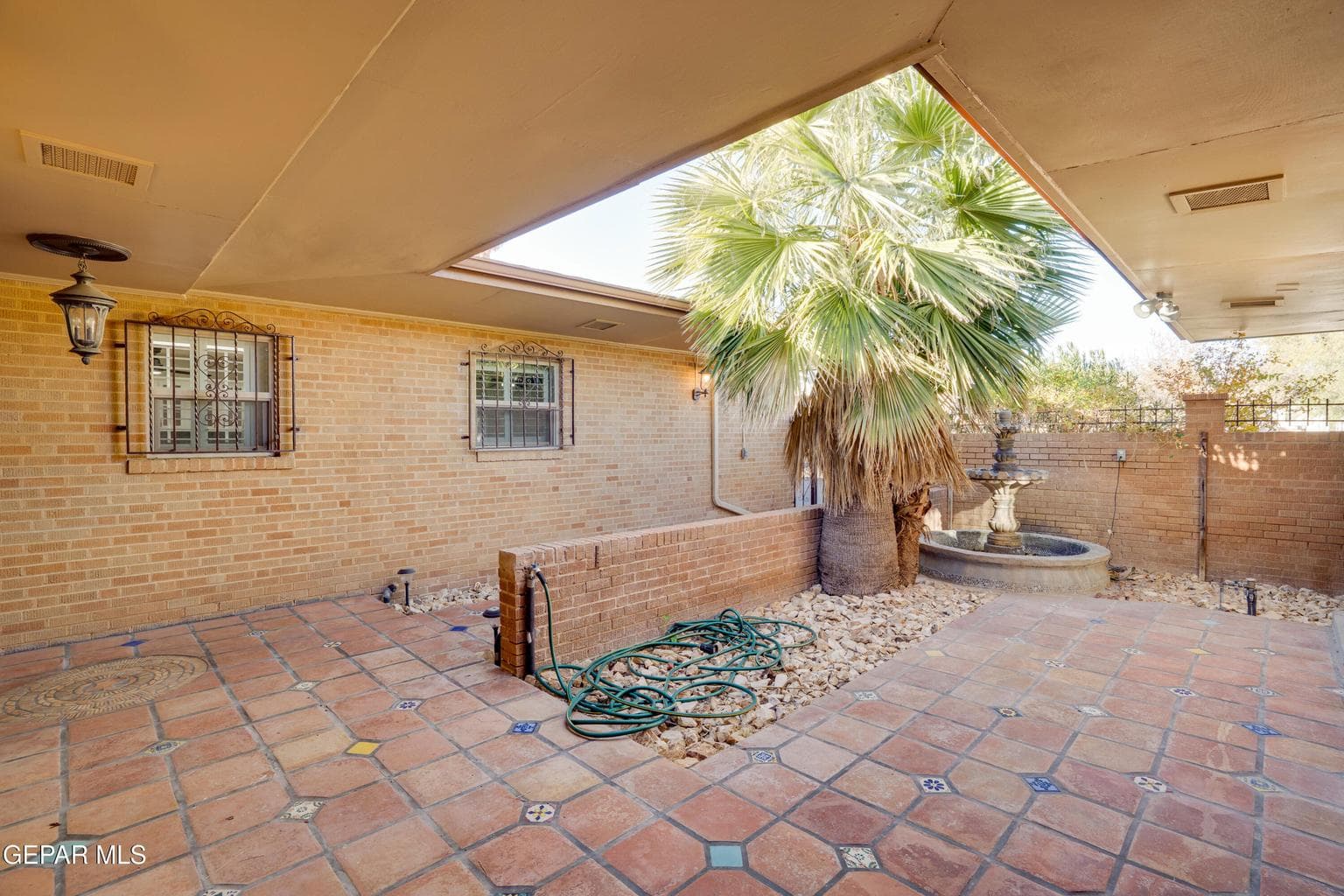 3030 Aurora Ave-61