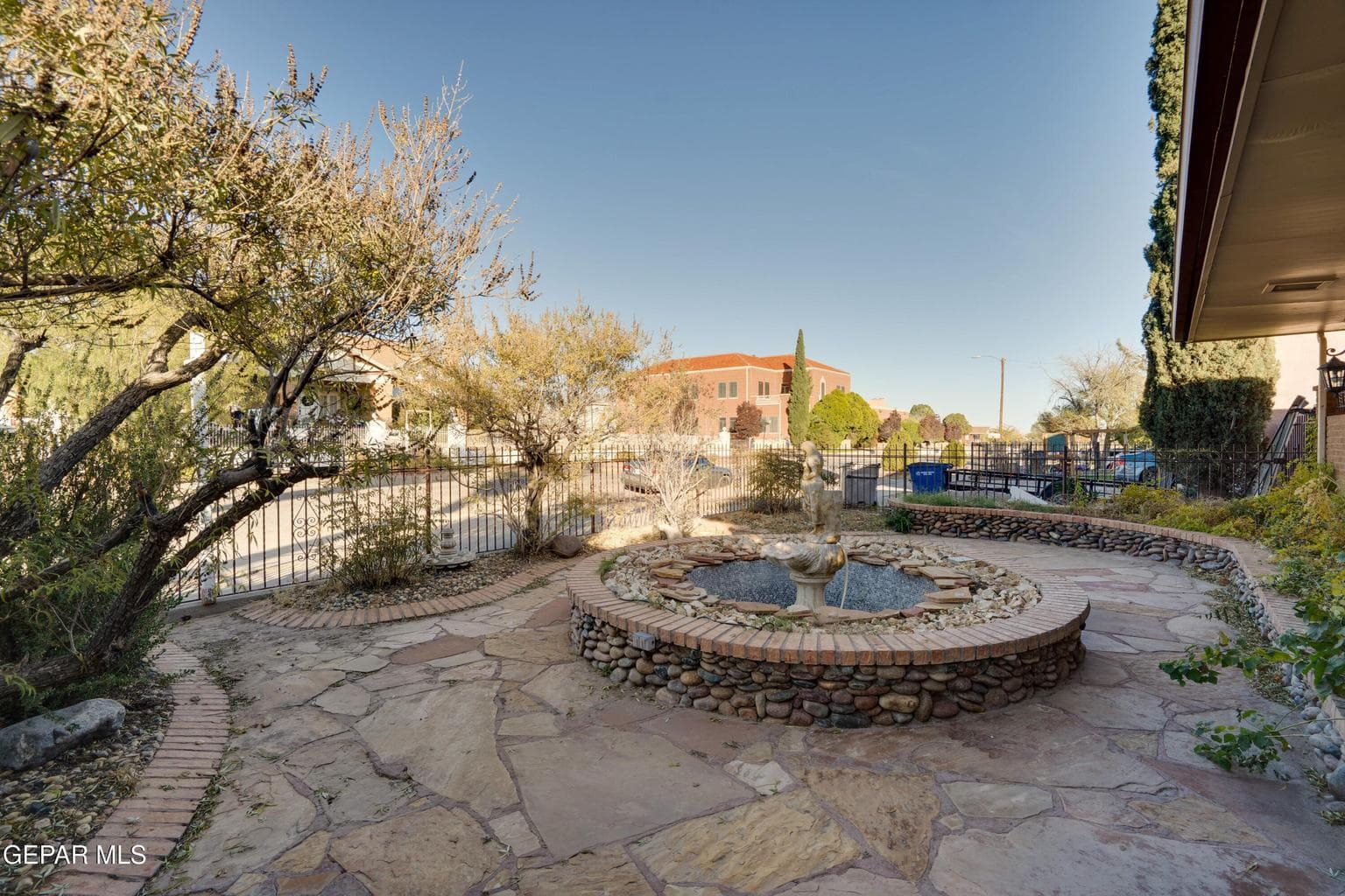 3030 Aurora Ave-65