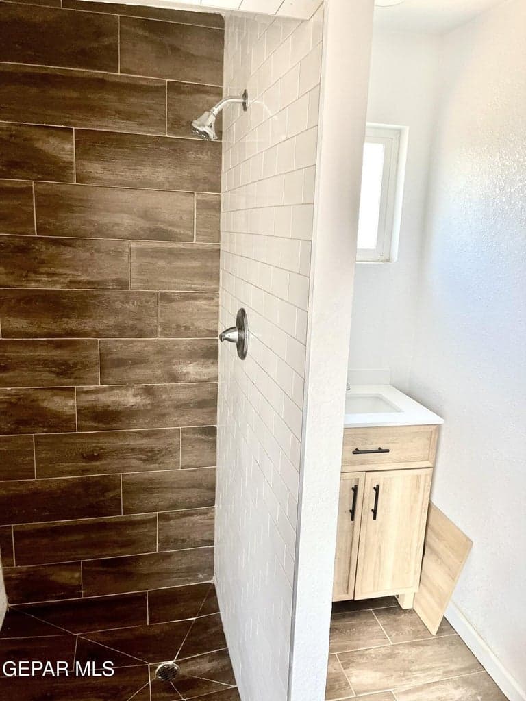 den bathroom 1
