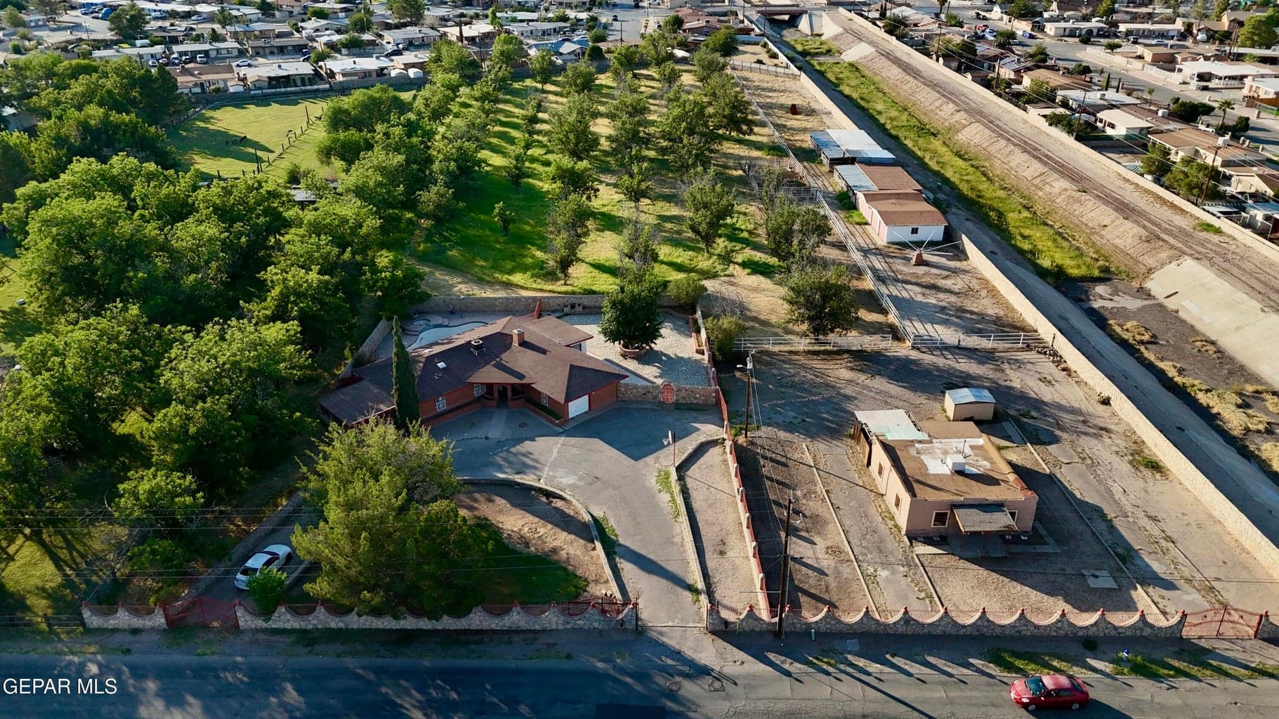 875 Le Barron Road
