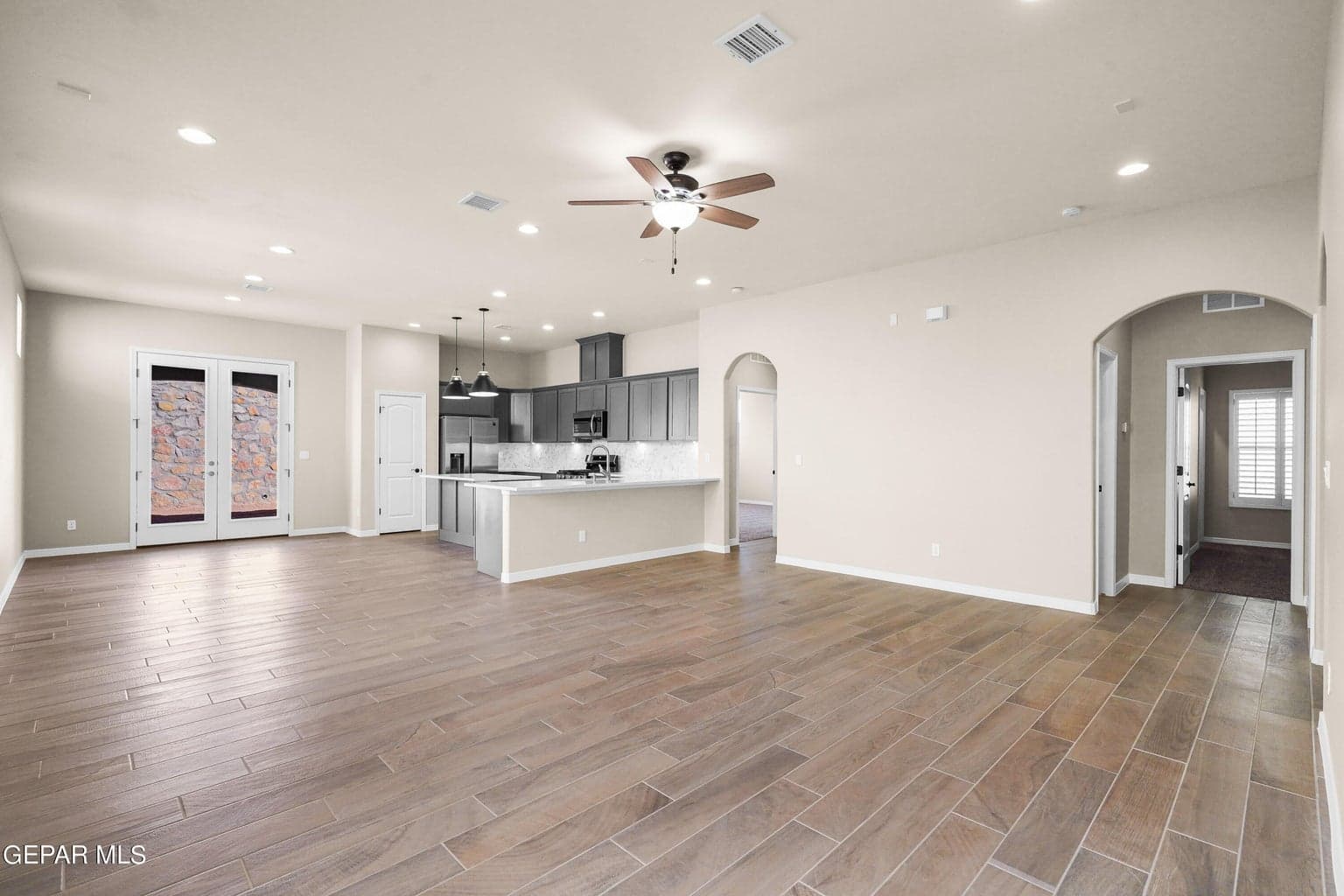 12745 Kingsbury-8
