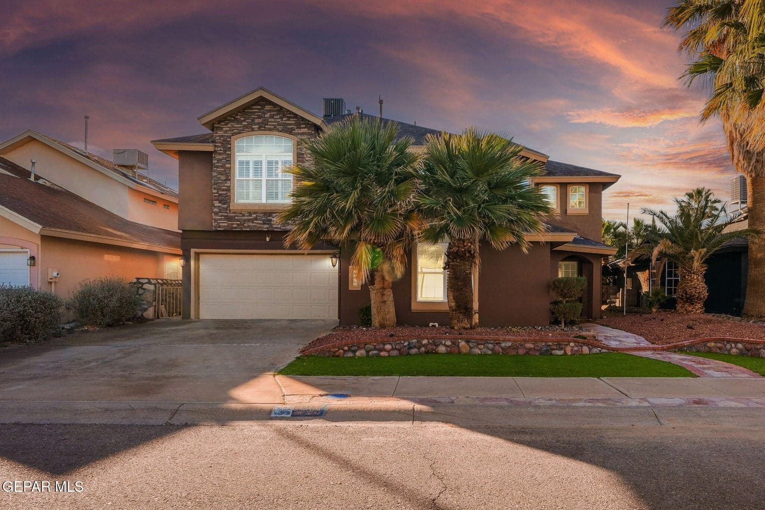2013 SHADOW RIDGE Drive