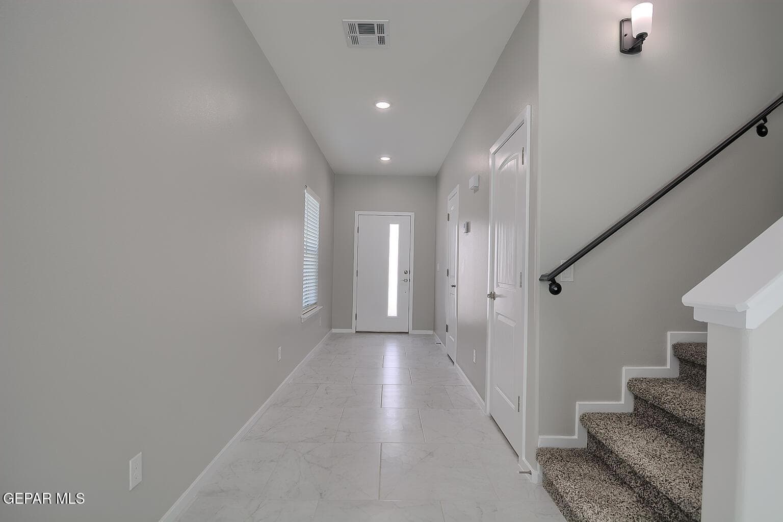15100-Composition-Hallway-Foyer
