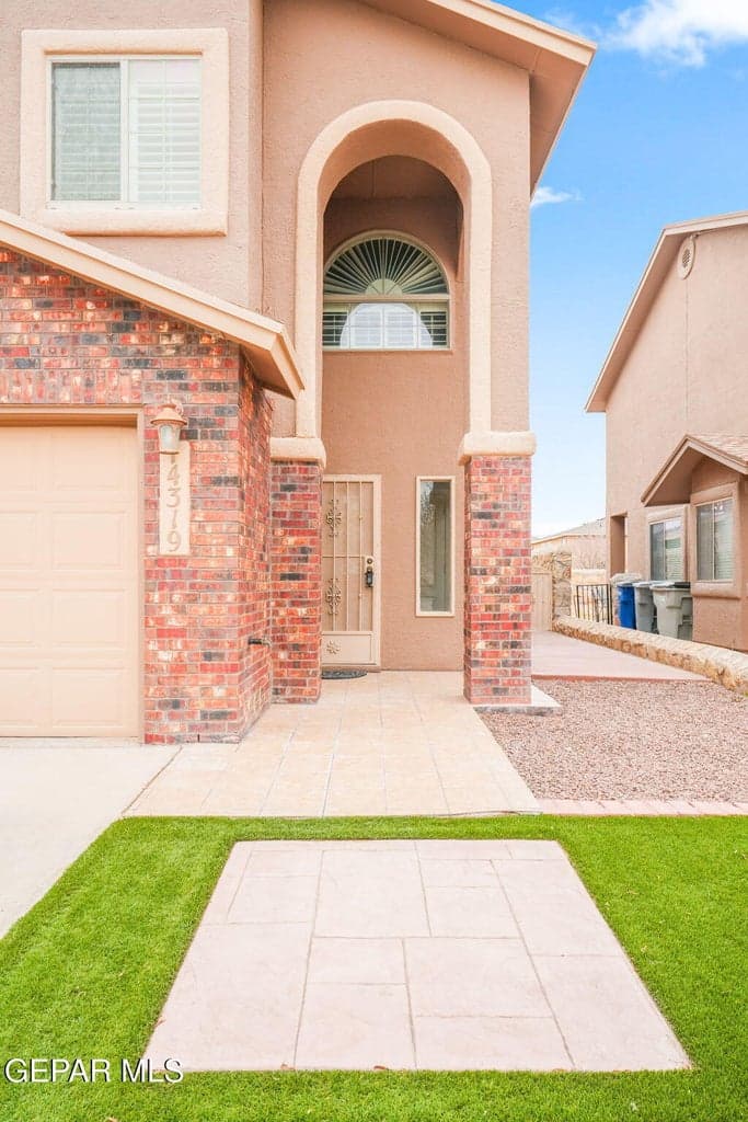 14319 Island Point Dr-4