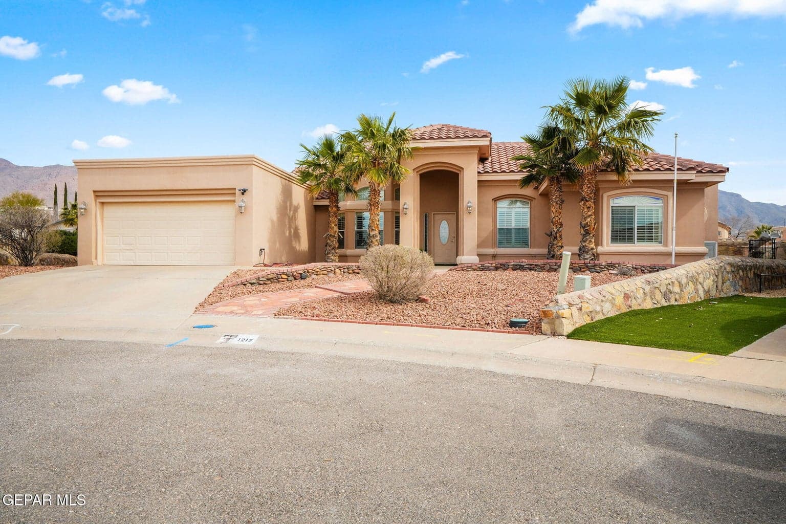 1212 Franklin Nook Way-2
