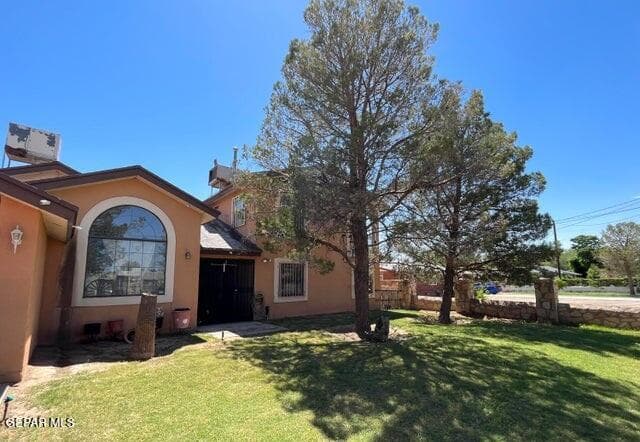8520 Wingo way front