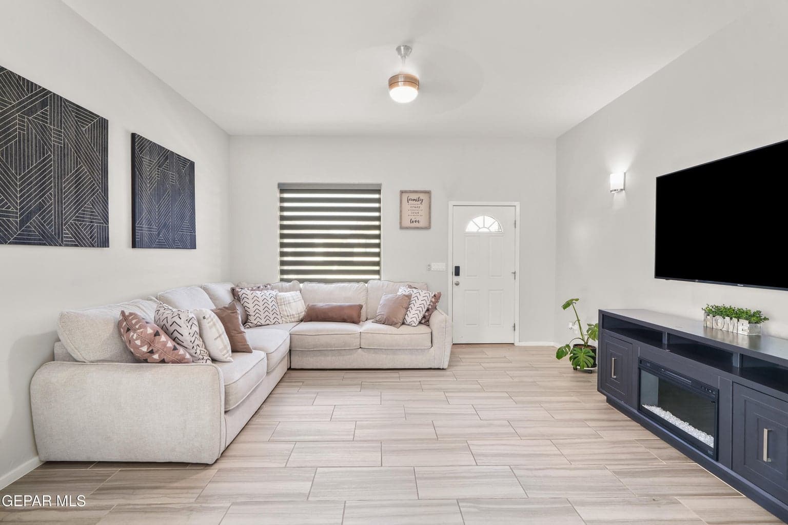544 Paseo Dulce Ave-8