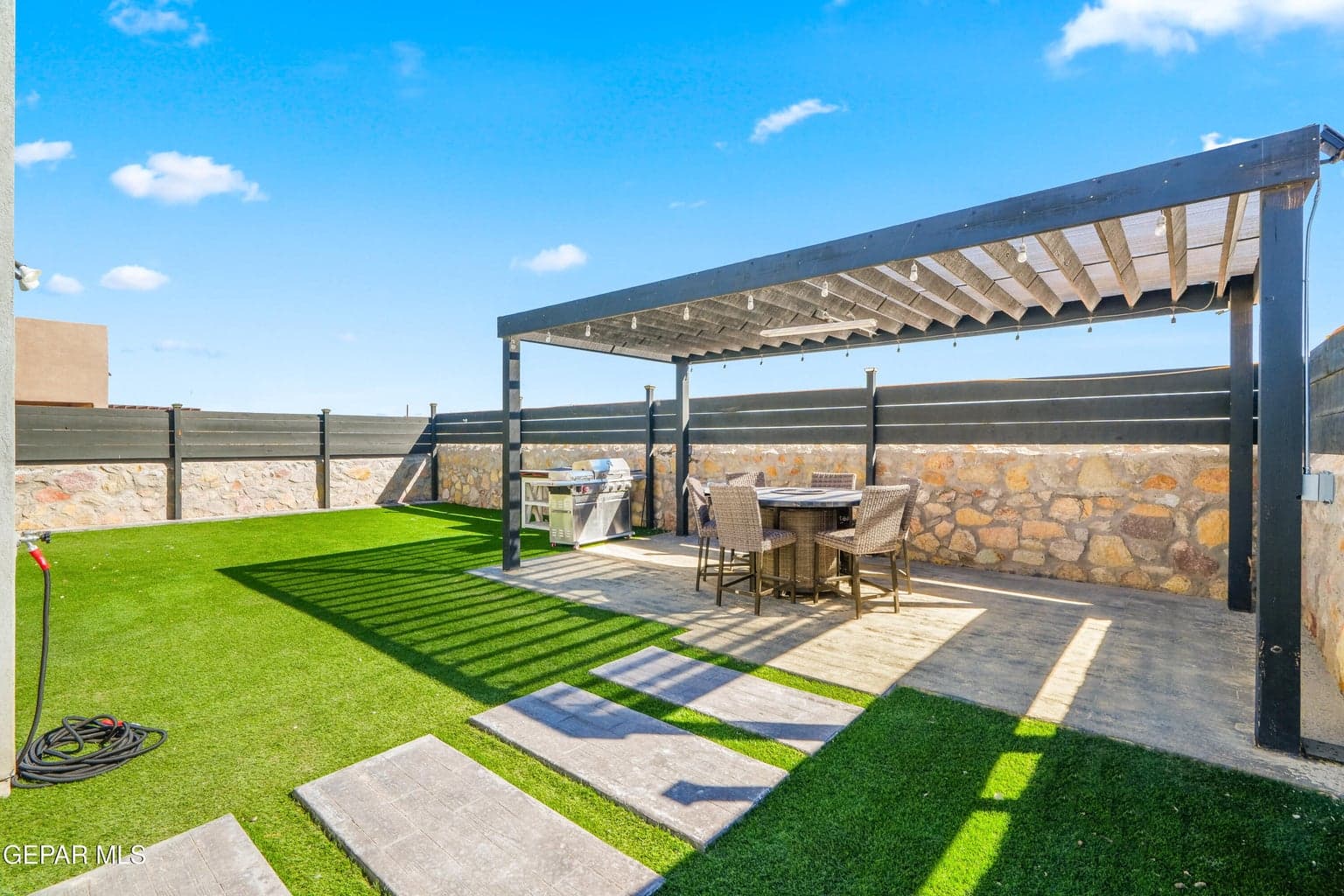544 Paseo Dulce Ave-34