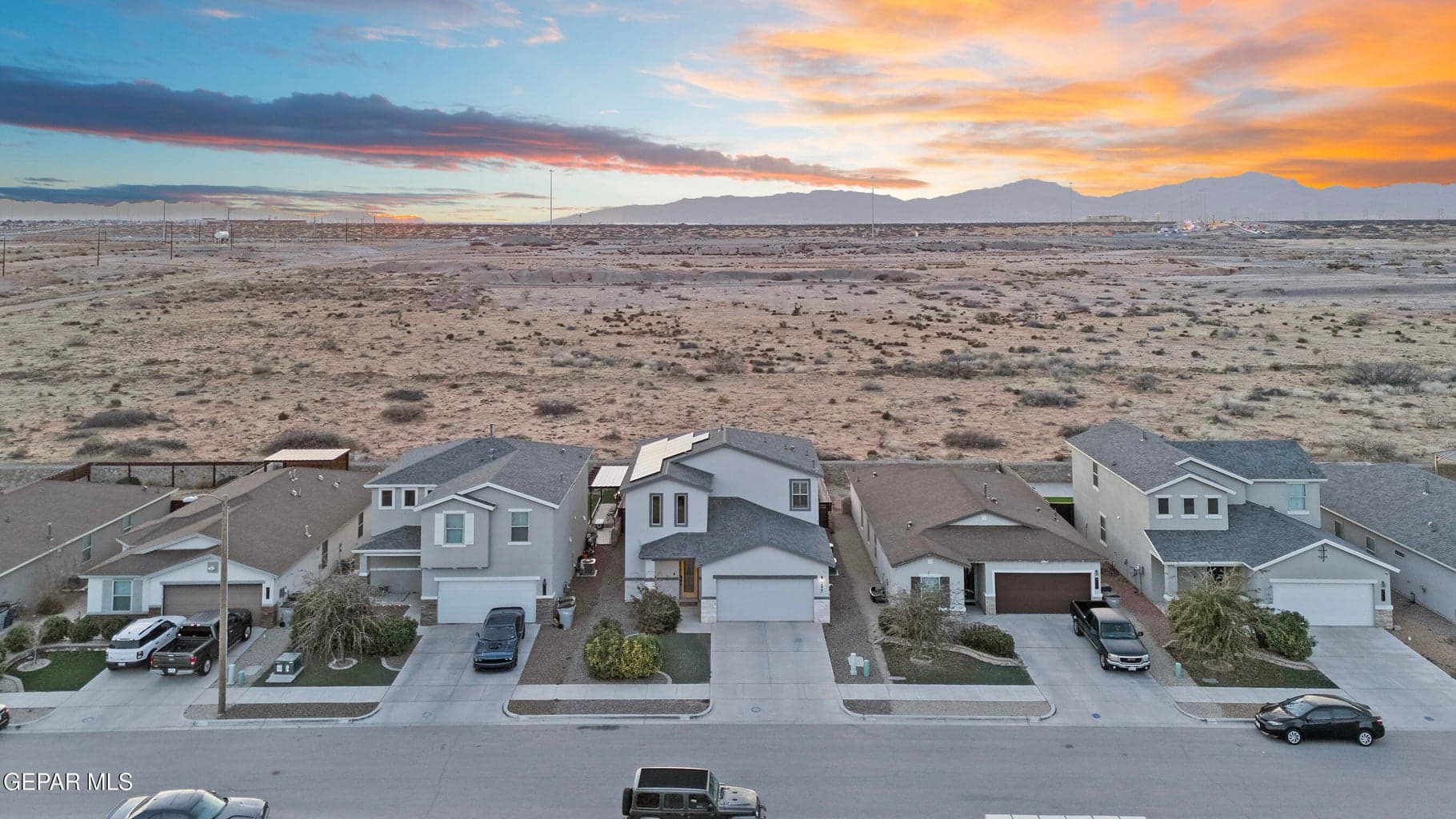 3937-Desert-Dunes-el-paso-front-exterior