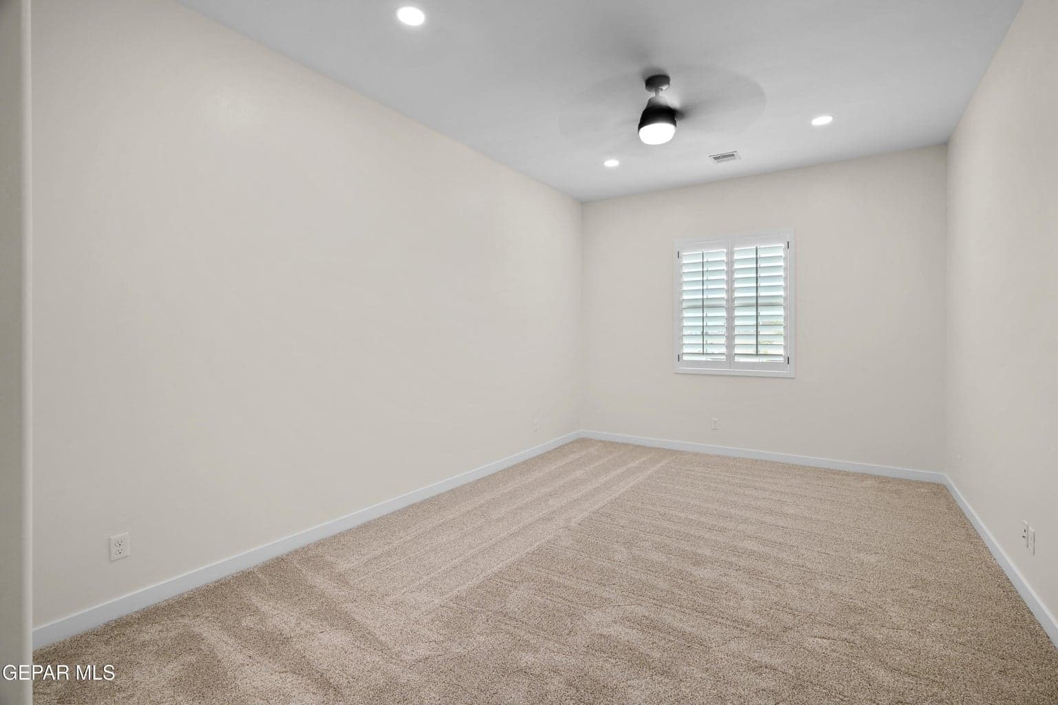 12700 Hantz Circle-6