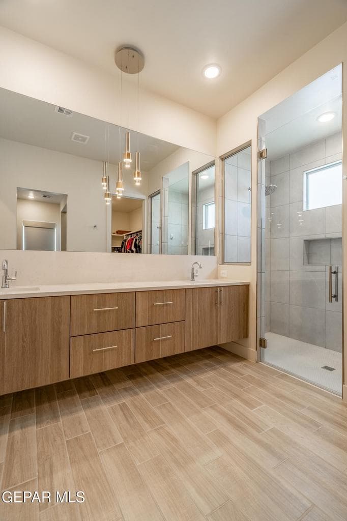 Photo of 824 Durham Way