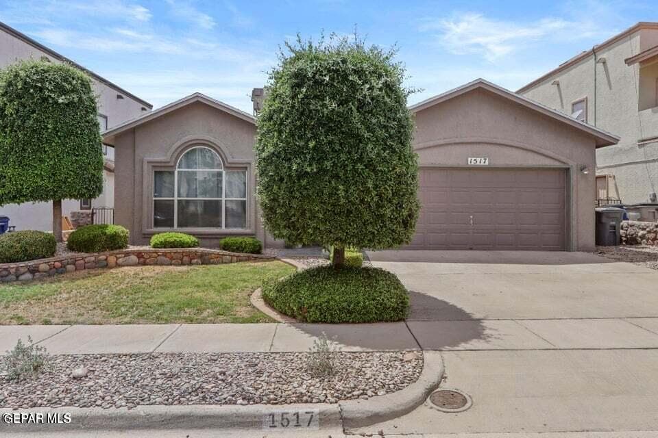 1517 Deer Ridge Lane